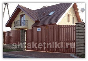 Штакетник для забора под дерево в Новосибирске