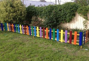 Декоративное ограждение участка в гостинице г. Новосибирск